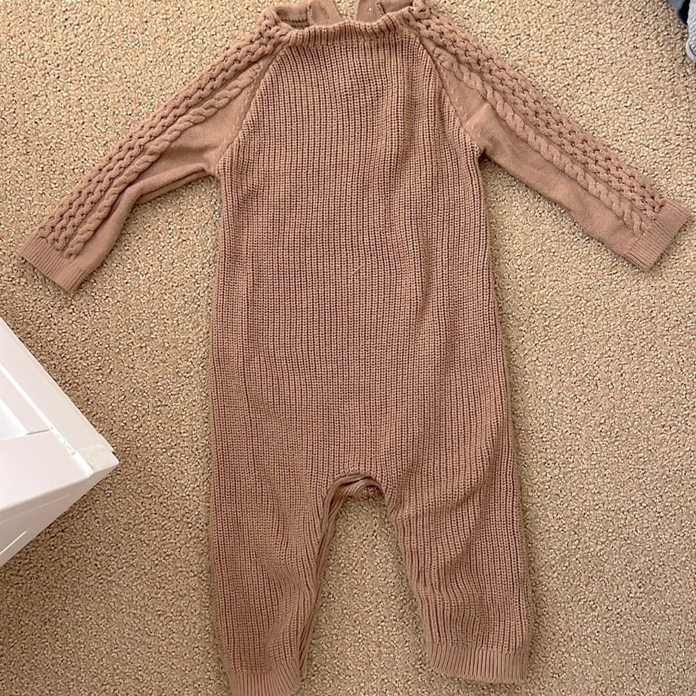 BR banana republic baby 12-18m knit romper
